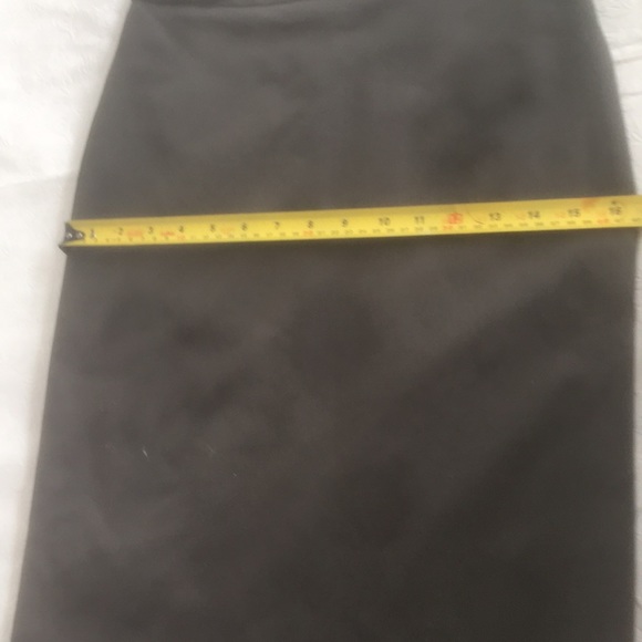 Elegant Korean Skirt - Dressy Office Style • Size Small - Picture 15 of 16